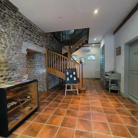 Апартаменты Le Peyret *